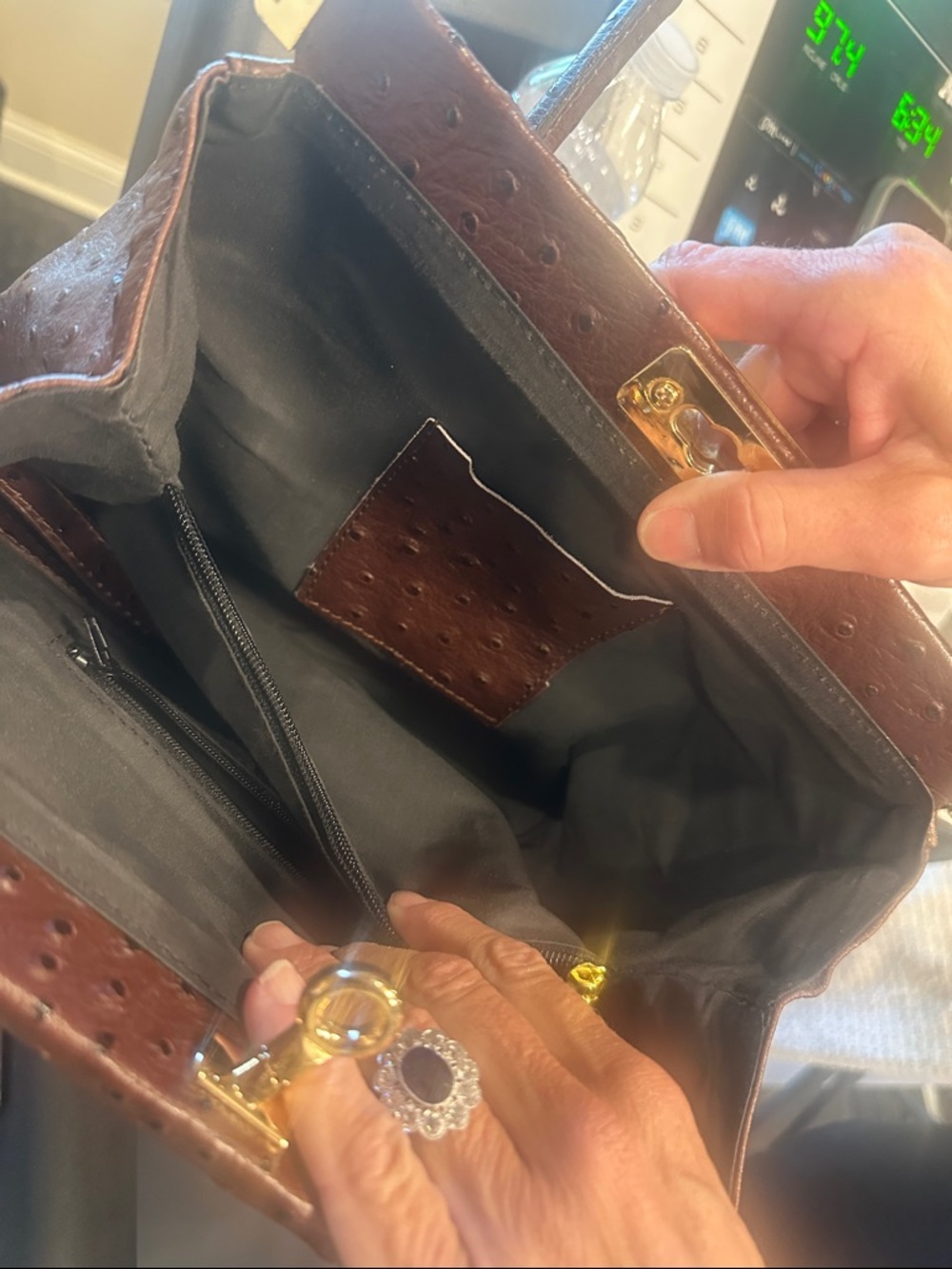 Italian Made leather purse - Picture 11 of 11